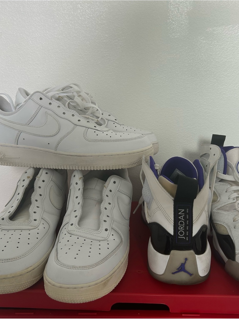 Nike Men's White Leather Low-Top Sneakers with Purple Details